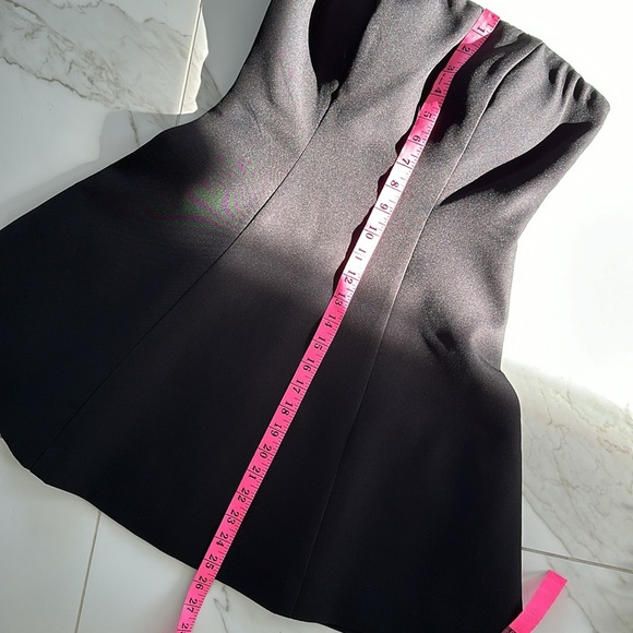 Strapless mini black dress bell shape little black dress lbd Size medium perfect - Picture 12 of 14